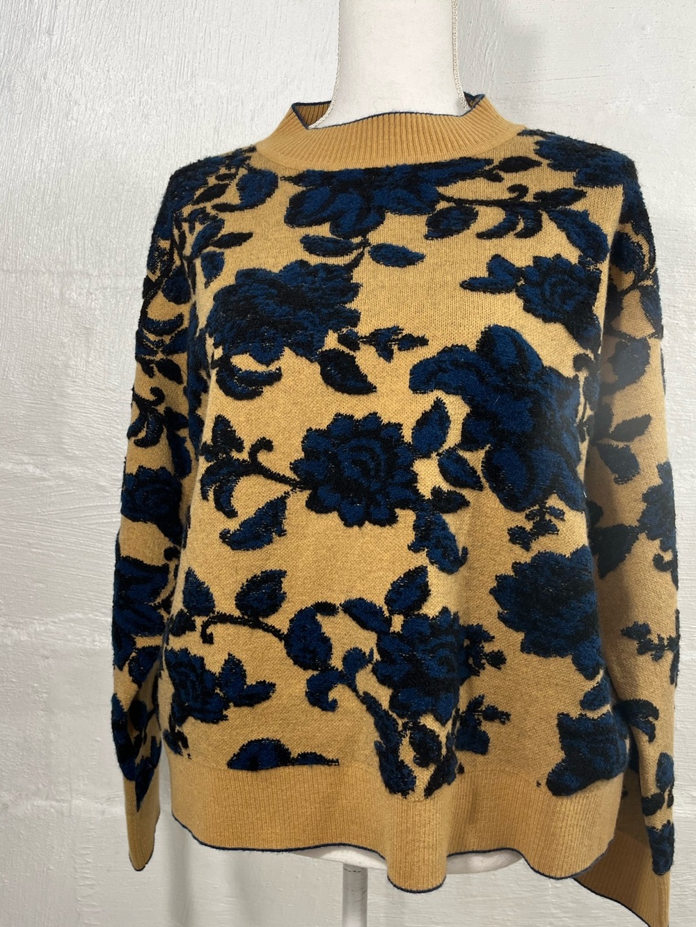 ANN TAYLOR FLORAL JACQUARD SWEATER ONE OF A KIND SAMPLE PIECE (417) - Picture 13 of 16